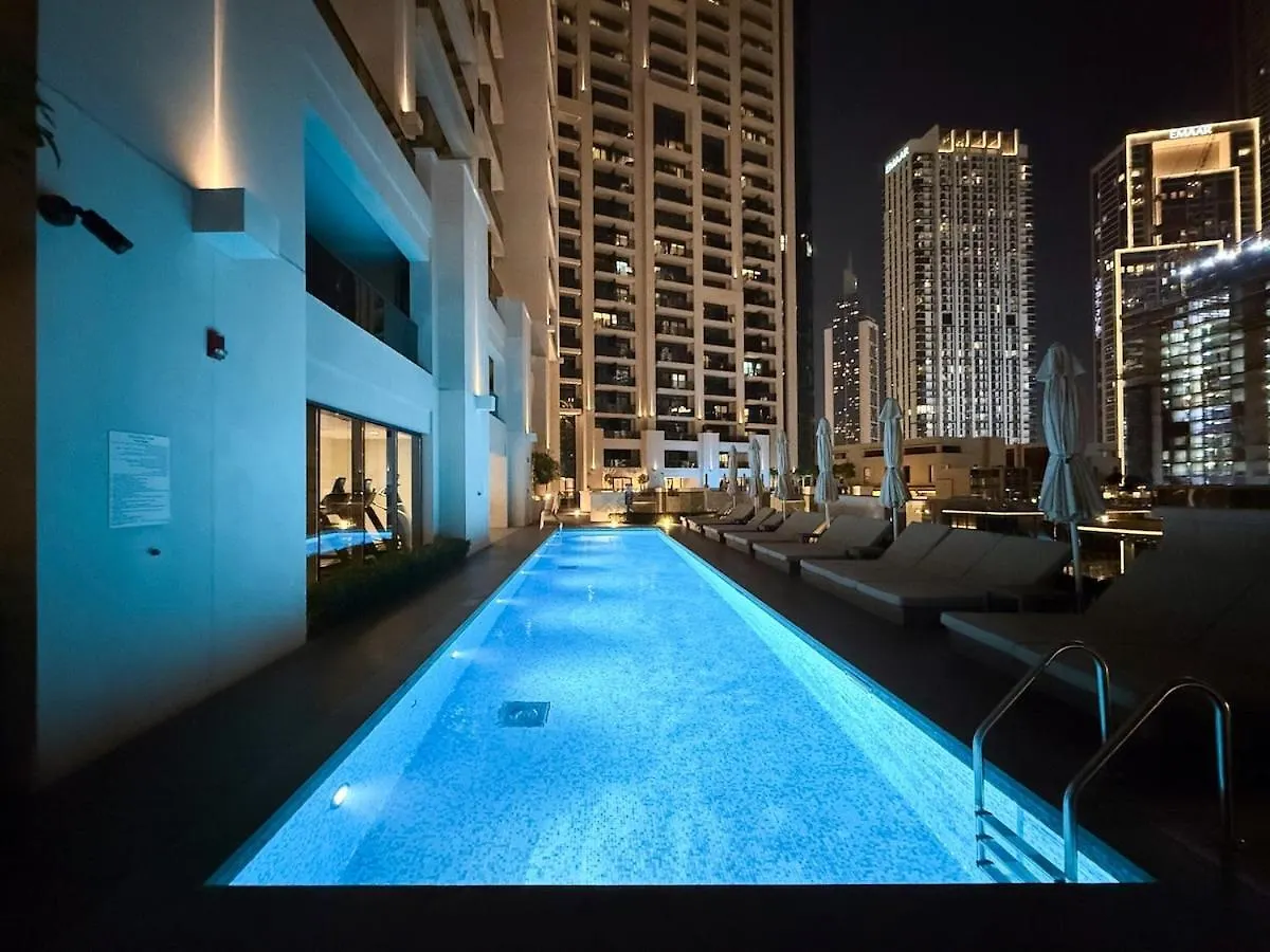 Daire Luxury 4Br With Hermes Touch & Burj Khalifa View Dubai Birleşik Arap Emirlikleri